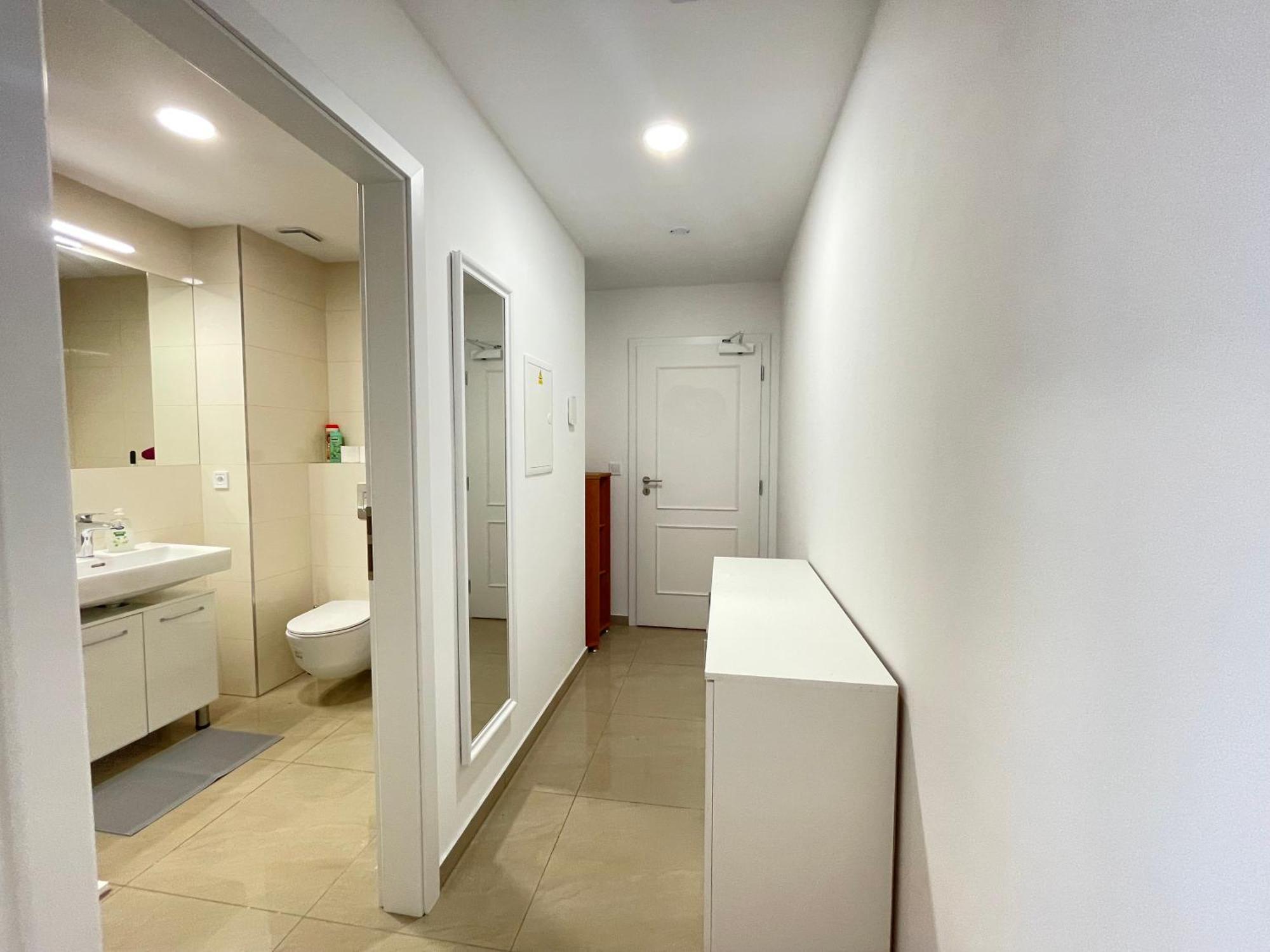 Wash Apartment On Metro Prague 1 Экстерьер фото